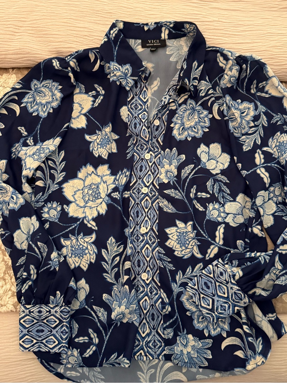 NWOT VICI Blouse and Skort Set - Picture 6 of 9